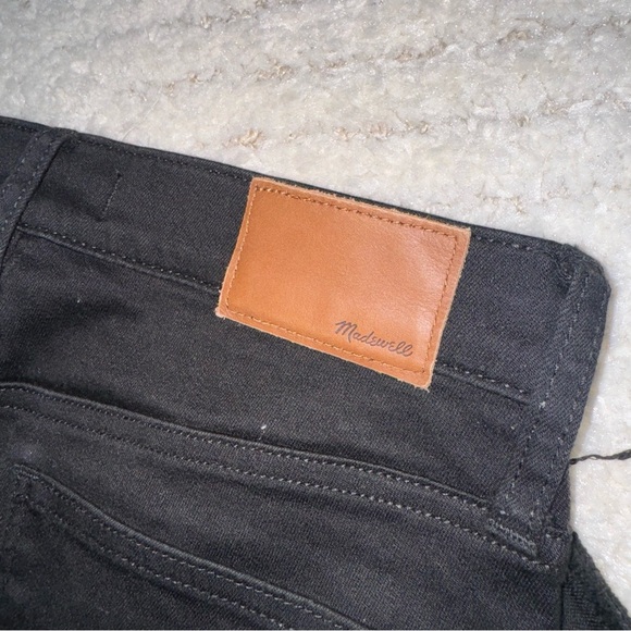 Madewell | Women’s Black 9inch High Rise Skinny Jeans - Picture 5 of 9